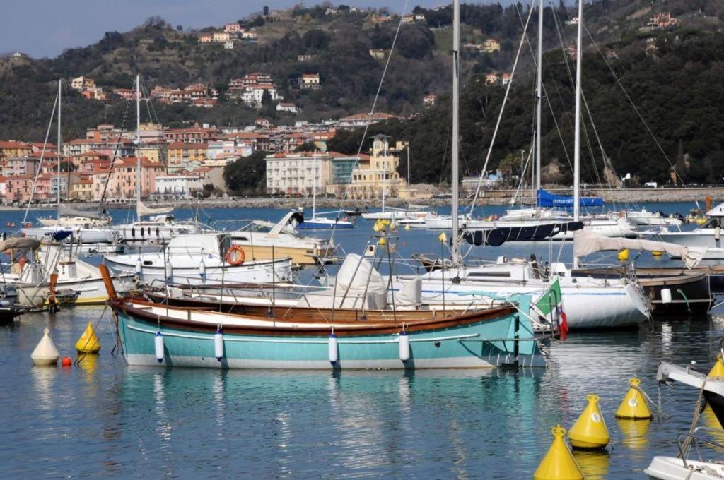 Apartamento La Finestra Del Pesco Lerici Exterior foto